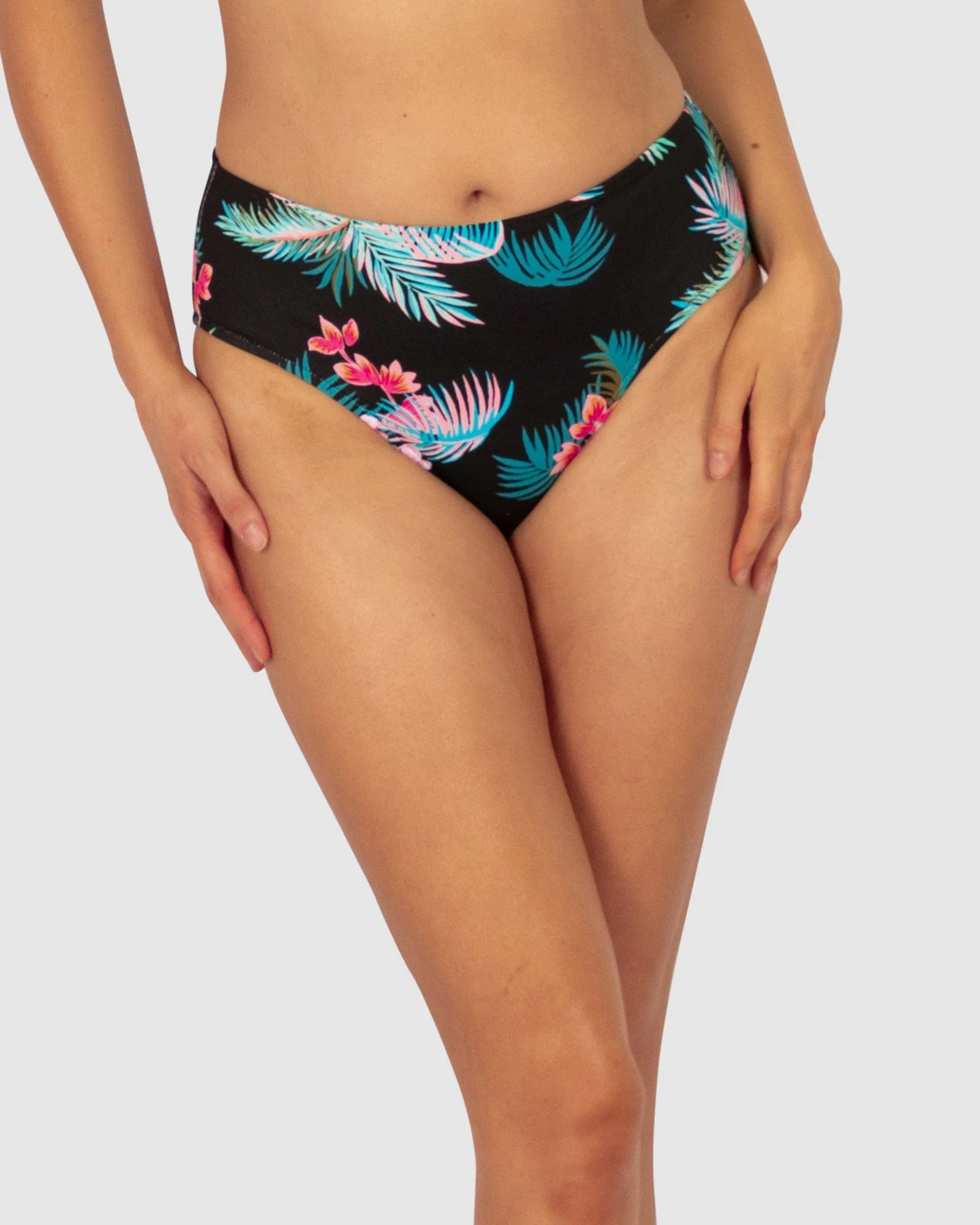 Baku Amalfi Long Line Bra & Mid Pant Bikini Set - Black - Image 6
