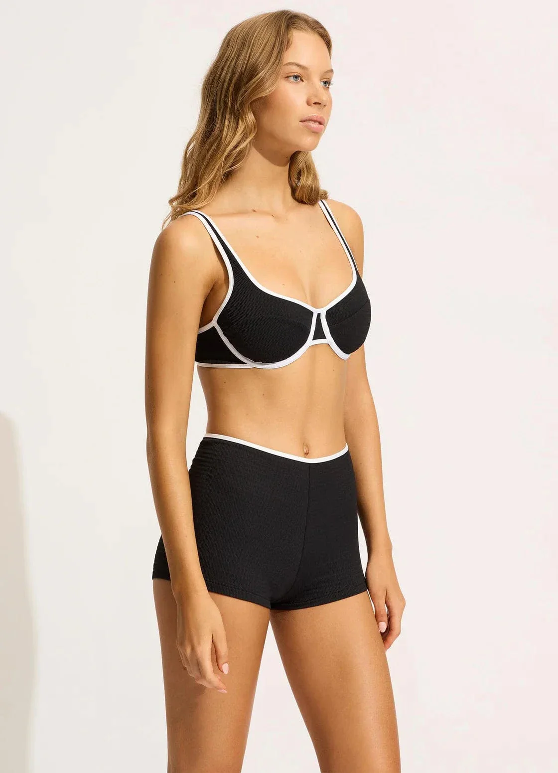 Seafolly Beach Bound DD Underwire Bikini Top - Black* - Image 4