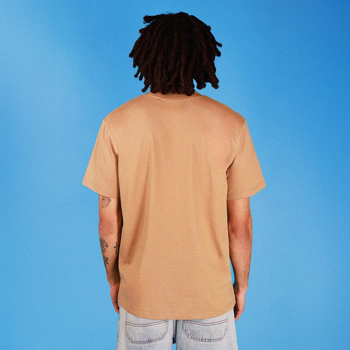 Yeah Nah Regular Tee - Mocha - Image 4