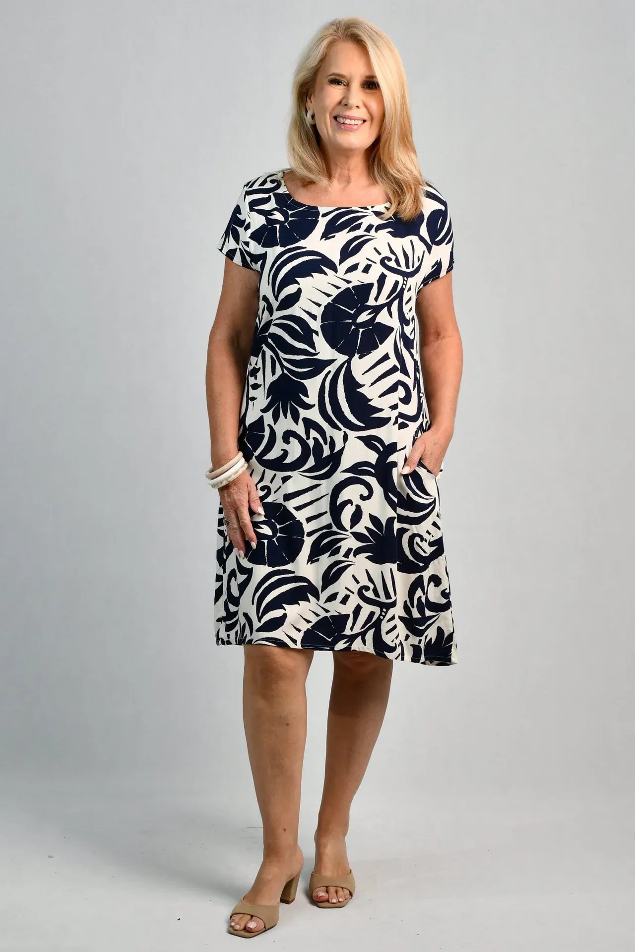 Bodacious Susan Shift Dress - Nautilus Navy