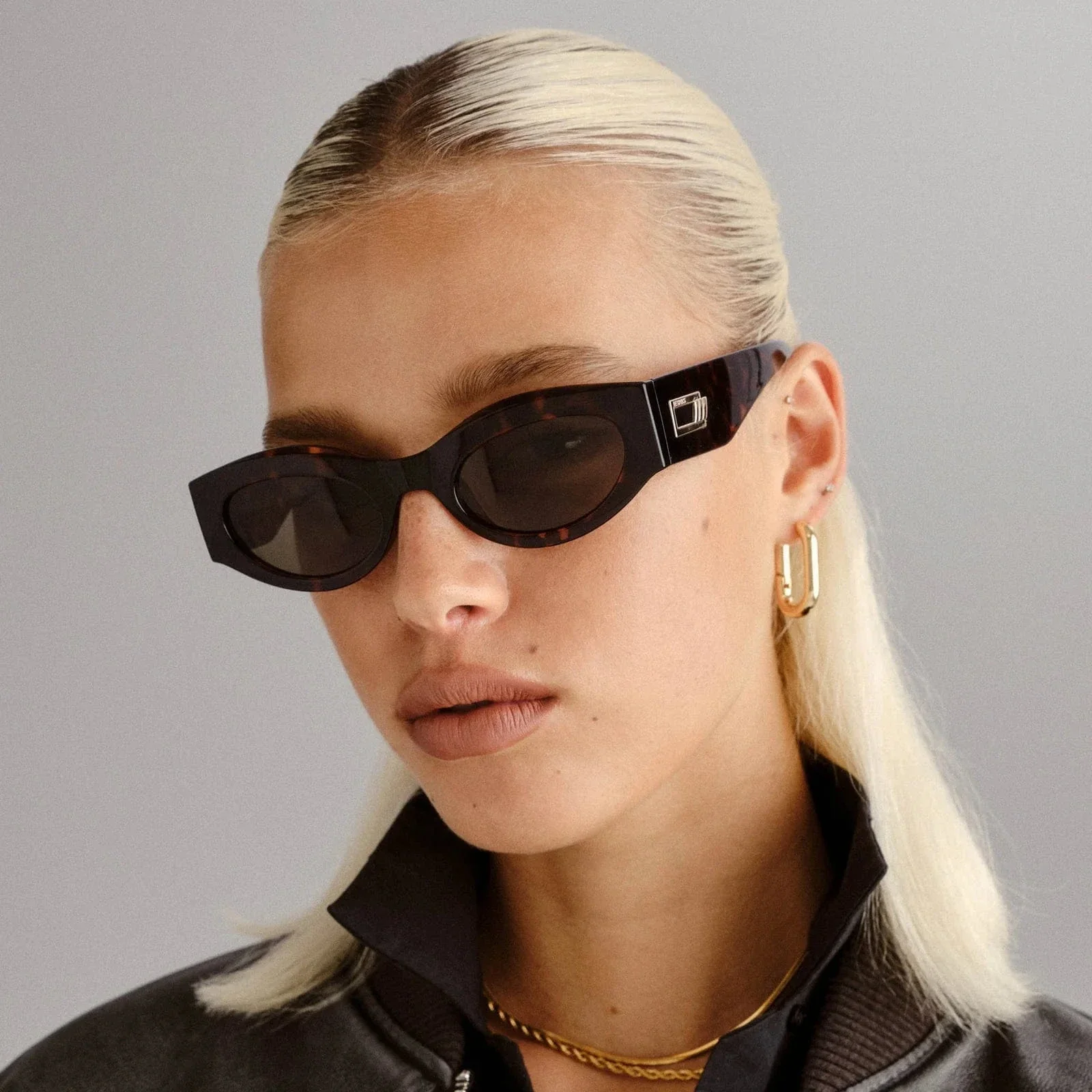 Body Bumpin Sunnies - Tort - Image 5