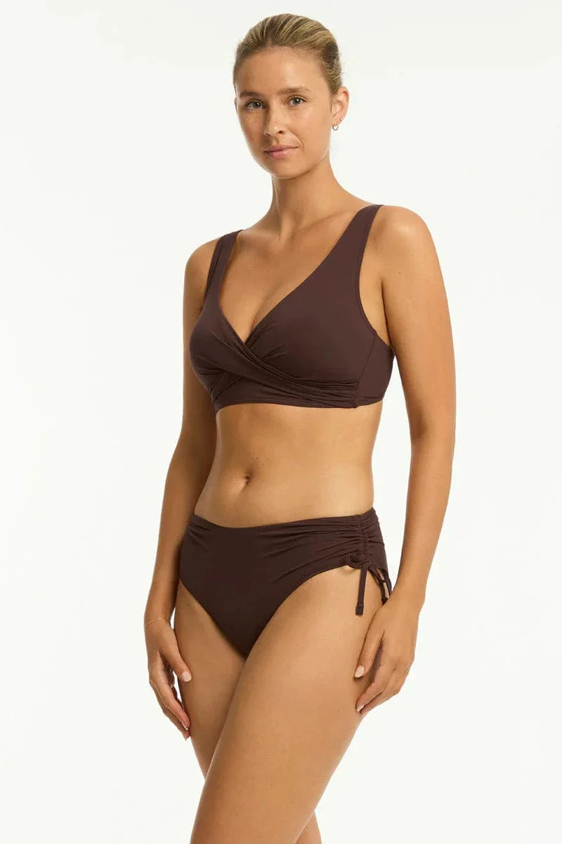 Sea Level Essentials Edit Cross Front Multifit Bra Top - Cocoa - Image 3