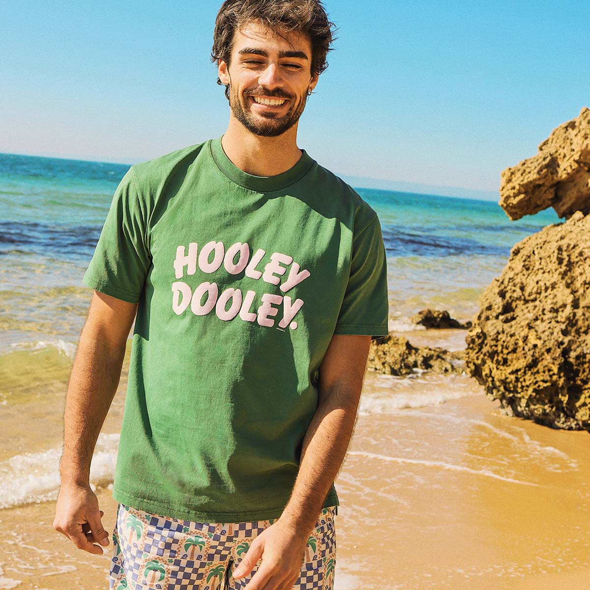 Hooley Dooley Mens Regular Tee - Green - Image 2
