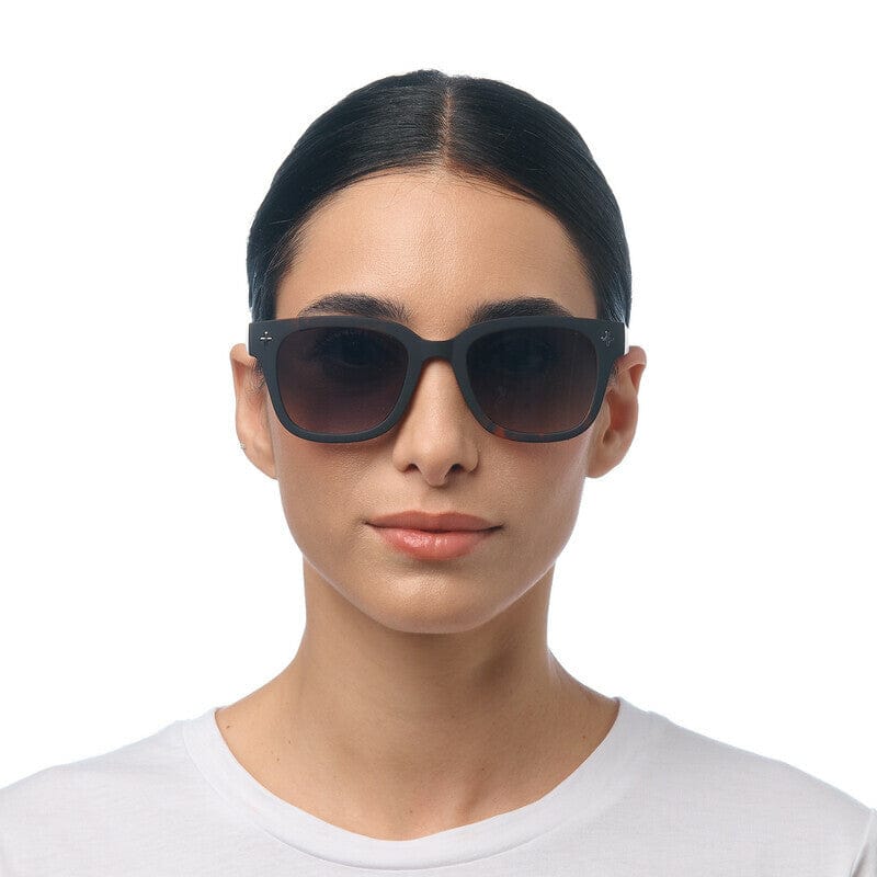 Okkia Giovanni Sunnies - Image 5