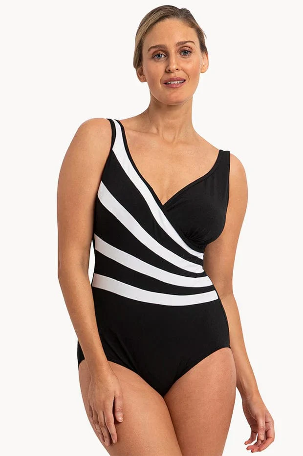 Vogue Fan Splice Tank 1 Pce -Black