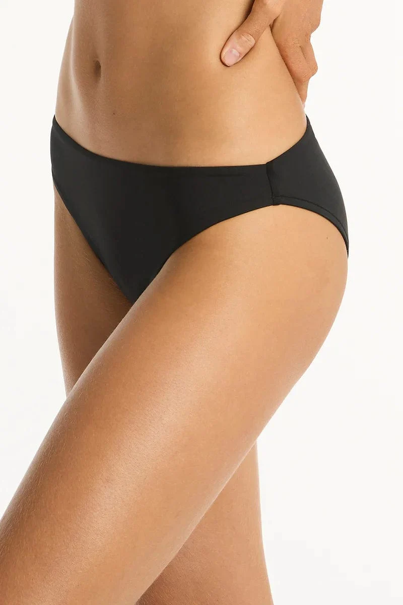 Sea Level Essentials Regular Cheeky Pant - Black