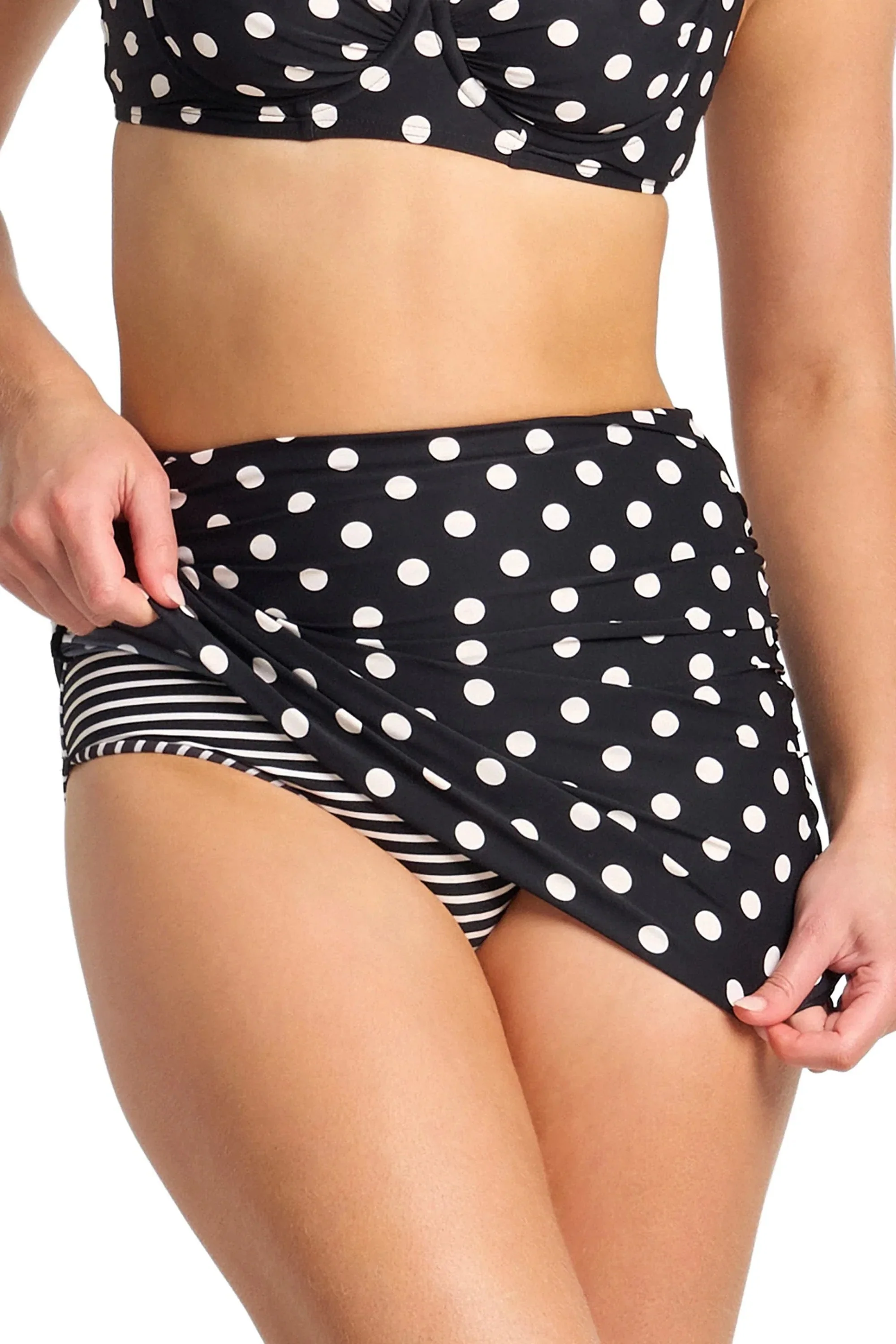 Sunseeker Seoul Ruched Skirt Pant - Black - Image 4