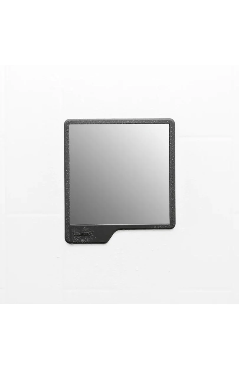 The Oliver Shower Mirror